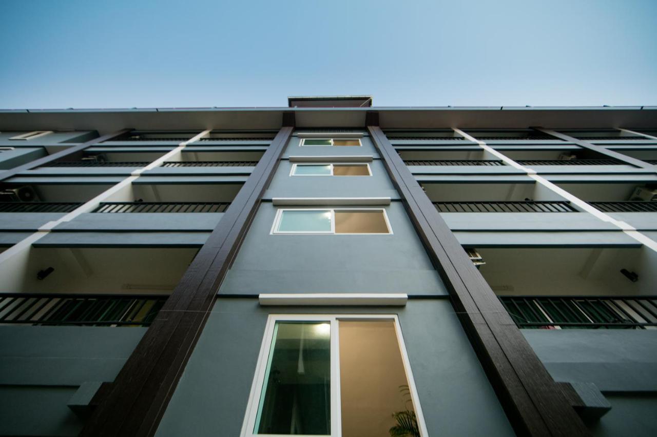 Nalanta Hotel Pattaya Exterior photo